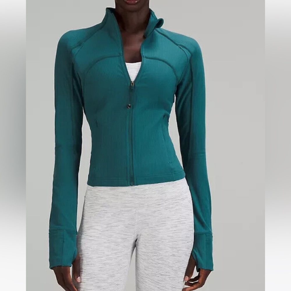 NWT Green Jasper Define Cropped Jacket in size 8